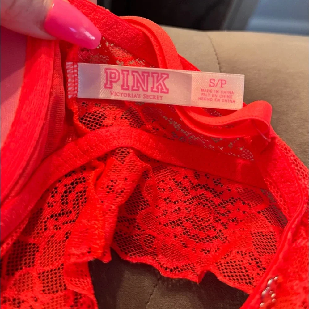 Victoria's Secret PINK Vibrant Orange Lace Push-up Bralatte